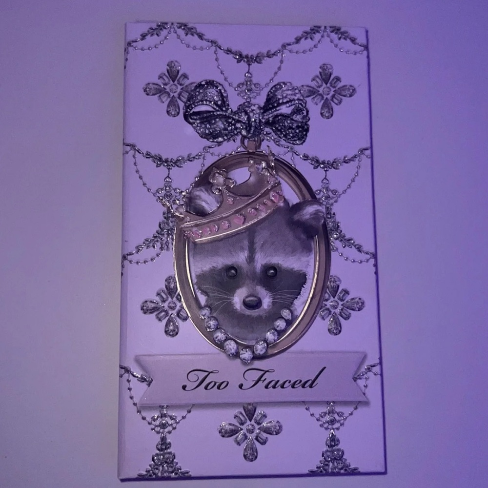 Too Faced Winter Eyeshadow Palette
